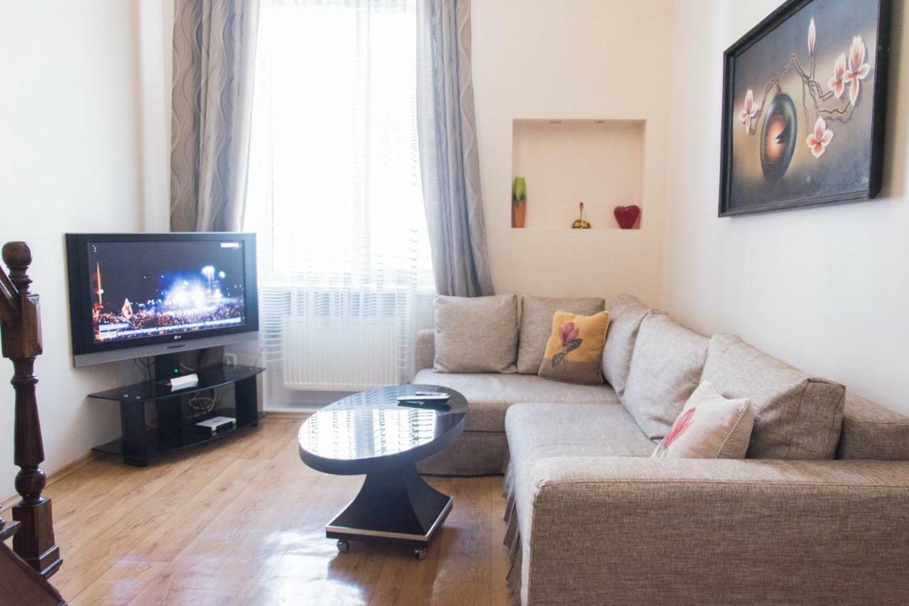 Apartmán Deribasovskaya,16 Oděsa Exteriér fotografie